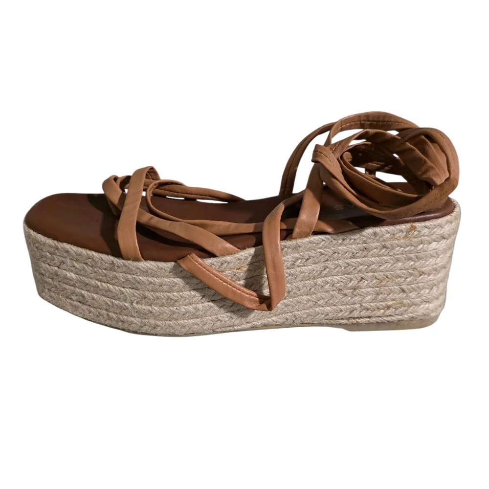 Alohas Paw Paw Sandal in Spritz Size 9